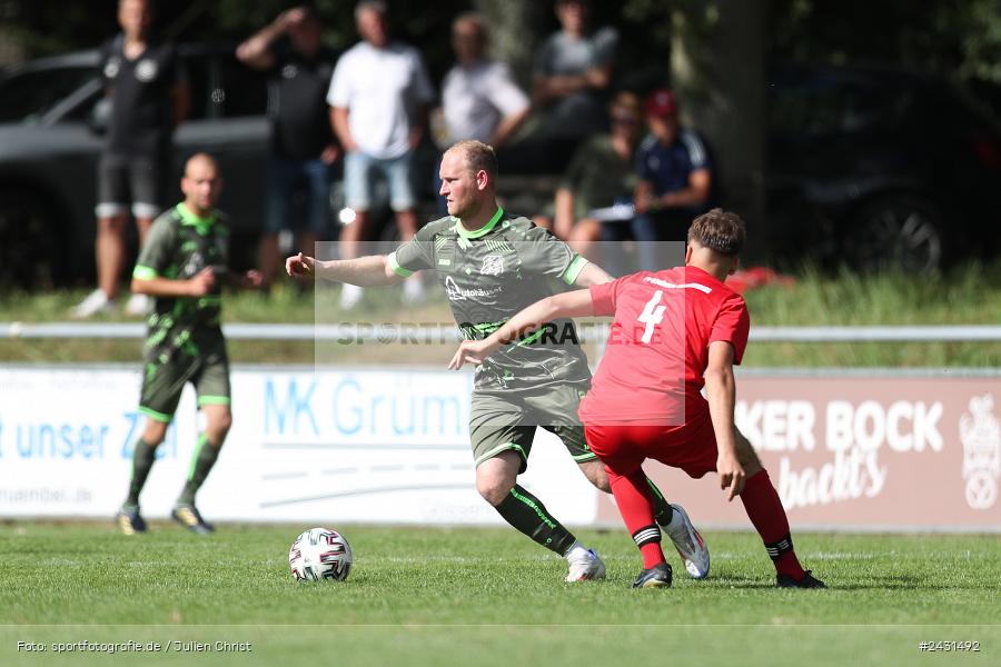 Sportgelände, Seifriedsburg, 25.08.2024, sport, action, BFV, Fussball, 6. Spieltag, Kreisliga Würzburg Gr. 2, TSV Neuhütten-Wiesthal, FV Gemünden/Seifriedsburg - Bild-ID: 2431492