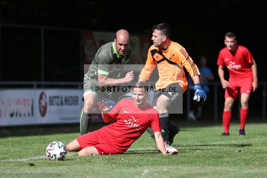 Sportgelände, Seifriedsburg, 25.08.2024, sport, action, BFV, Fussball, 6. Spieltag, Kreisliga Würzburg Gr. 2, TSV Neuhütten-Wiesthal, FV Gemünden/Seifriedsburg - Bild-ID: 2431517