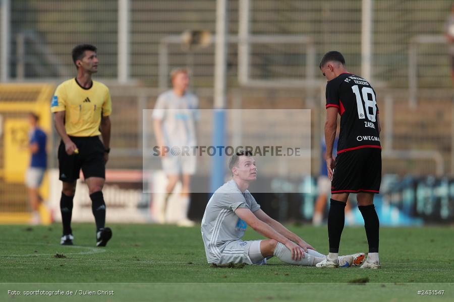 Stadion am Schönbusch, Aschaffenburg, 30.08.2024, sport, action, BFV, Fussball, 7. Spieltag, Regionalliga Bayern, FC Würzburger Kickers, SV Viktoria Aschaffenburg - Bild-ID: 2431547