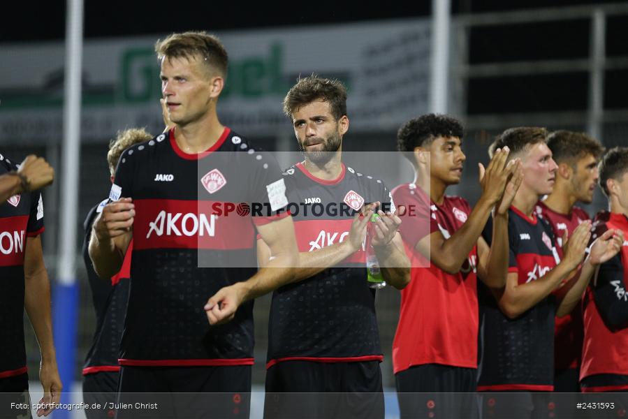 Stadion am Schönbusch, Aschaffenburg, 30.08.2024, sport, action, BFV, Fussball, 7. Spieltag, Regionalliga Bayern, FWK, SVA, FC Würzburger Kickers, SV Viktoria Aschaffenburg - Bild-ID: 2431593