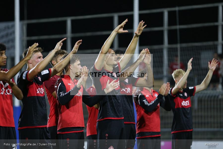 Stadion am Schönbusch, Aschaffenburg, 30.08.2024, sport, action, BFV, Fussball, 7. Spieltag, Regionalliga Bayern, FWK, SVA, FC Würzburger Kickers, SV Viktoria Aschaffenburg - Bild-ID: 2431597
