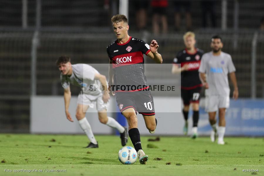 Stadion am Schönbusch, Aschaffenburg, 30.08.2024, sport, action, BFV, Fussball, 7. Spieltag, Regionalliga Bayern, FWK, SVA, FC Würzburger Kickers, SV Viktoria Aschaffenburg - Bild-ID: 2431664