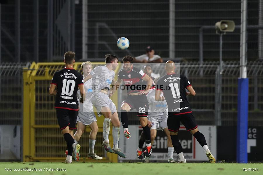Stadion am Schönbusch, Aschaffenburg, 30.08.2024, sport, action, BFV, Fussball, 7. Spieltag, Regionalliga Bayern, FWK, SVA, FC Würzburger Kickers, SV Viktoria Aschaffenburg - Bild-ID: 2431671