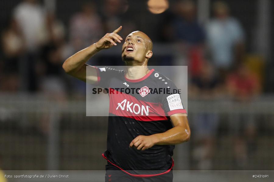 Stadion am Schönbusch, Aschaffenburg, 30.08.2024, sport, action, BFV, Fussball, 7. Spieltag, Regionalliga Bayern, FWK, SVA, FC Würzburger Kickers, SV Viktoria Aschaffenburg - Bild-ID: 2431691