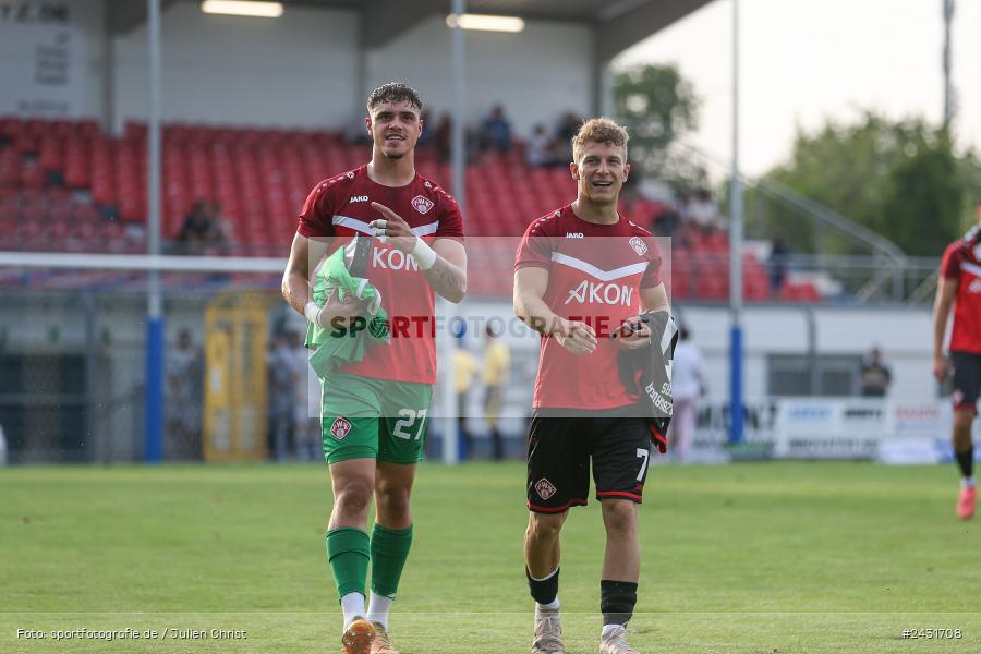 Stadion am Schönbusch, Aschaffenburg, 30.08.2024, sport, action, BFV, Fussball, 7. Spieltag, Regionalliga Bayern, FWK, SVA, FC Würzburger Kickers, SV Viktoria Aschaffenburg - Bild-ID: 2431708