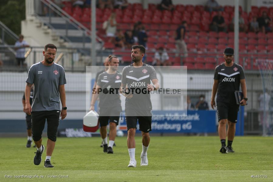 Stadion am Schönbusch, Aschaffenburg, 30.08.2024, sport, action, BFV, Fussball, 7. Spieltag, Regionalliga Bayern, FWK, SVA, FC Würzburger Kickers, SV Viktoria Aschaffenburg - Bild-ID: 2431720