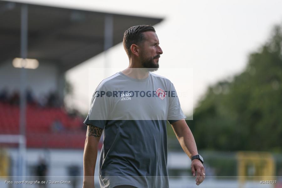 Stadion am Schönbusch, Aschaffenburg, 30.08.2024, sport, action, BFV, Fussball, 7. Spieltag, Regionalliga Bayern, FWK, SVA, FC Würzburger Kickers, SV Viktoria Aschaffenburg - Bild-ID: 2431727