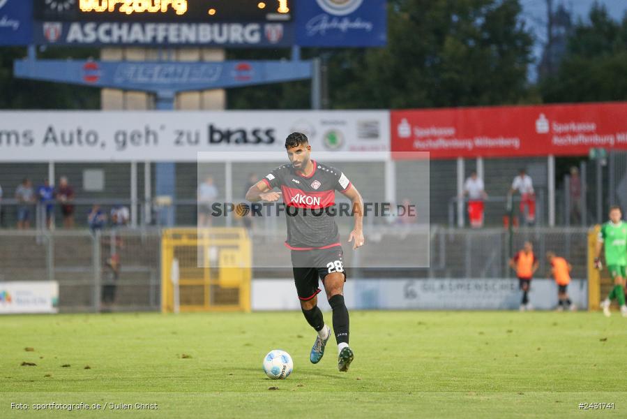 Stadion am Schönbusch, Aschaffenburg, 30.08.2024, sport, action, BFV, Fussball, 7. Spieltag, Regionalliga Bayern, FWK, SVA, FC Würzburger Kickers, SV Viktoria Aschaffenburg - Bild-ID: 2431741