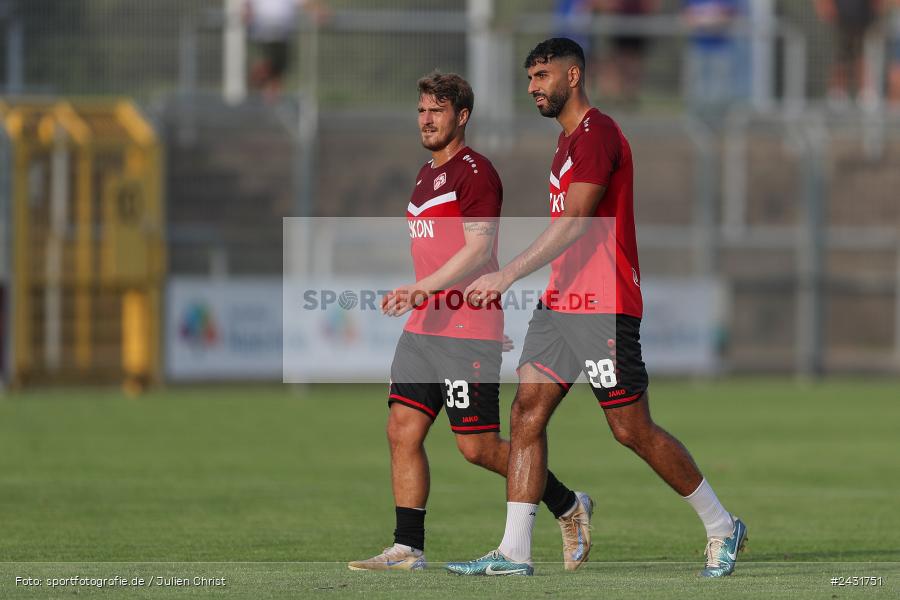 Stadion am Schönbusch, Aschaffenburg, 30.08.2024, sport, action, BFV, Fussball, 7. Spieltag, Regionalliga Bayern, FWK, SVA, FC Würzburger Kickers, SV Viktoria Aschaffenburg - Bild-ID: 2431751