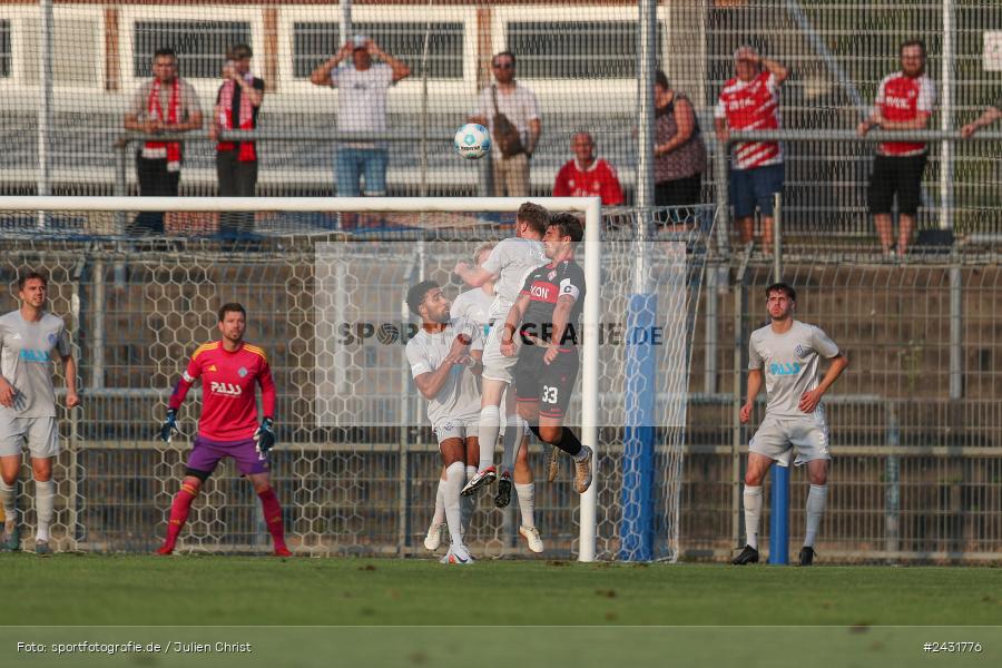 Stadion am Schönbusch, Aschaffenburg, 30.08.2024, sport, action, BFV, Fussball, 7. Spieltag, Regionalliga Bayern, FWK, SVA, FC Würzburger Kickers, SV Viktoria Aschaffenburg - Bild-ID: 2431776