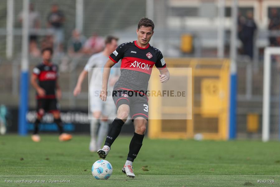 Stadion am Schönbusch, Aschaffenburg, 30.08.2024, sport, action, BFV, Fussball, 7. Spieltag, Regionalliga Bayern, FWK, SVA, FC Würzburger Kickers, SV Viktoria Aschaffenburg - Bild-ID: 2431798