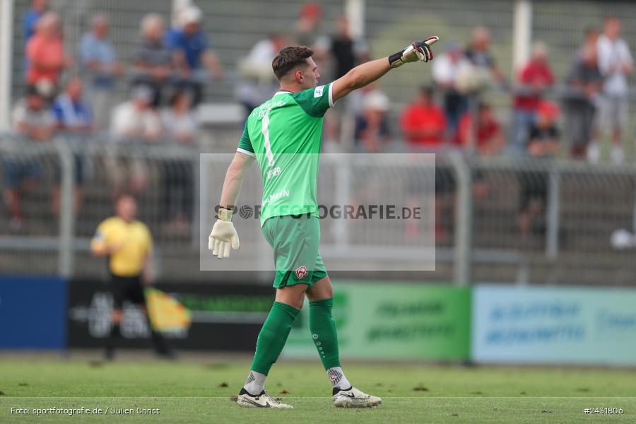 Stadion am Schönbusch, Aschaffenburg, 30.08.2024, sport, action, BFV, Fussball, 7. Spieltag, Regionalliga Bayern, FWK, SVA, FC Würzburger Kickers, SV Viktoria Aschaffenburg - Bild-ID: 2431806