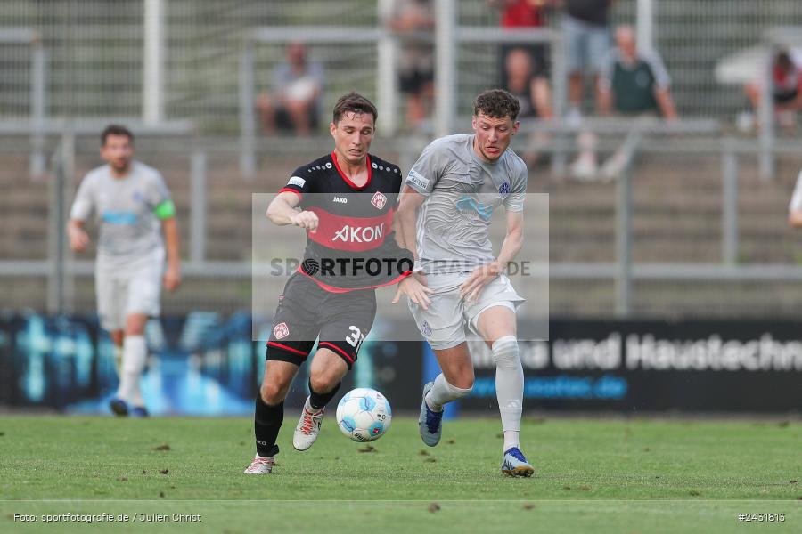 Stadion am Schönbusch, Aschaffenburg, 30.08.2024, sport, action, BFV, Fussball, 7. Spieltag, Regionalliga Bayern, FWK, SVA, FC Würzburger Kickers, SV Viktoria Aschaffenburg - Bild-ID: 2431813