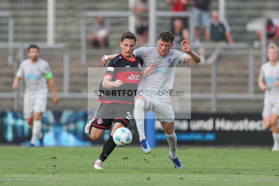 Stadion am Schönbusch, Aschaffenburg, 30.08.2024, sport, action, BFV, Fussball, 7. Spieltag, Regionalliga Bayern, FWK, SVA, FC Würzburger Kickers, SV Viktoria Aschaffenburg - Bild-ID: 2431816