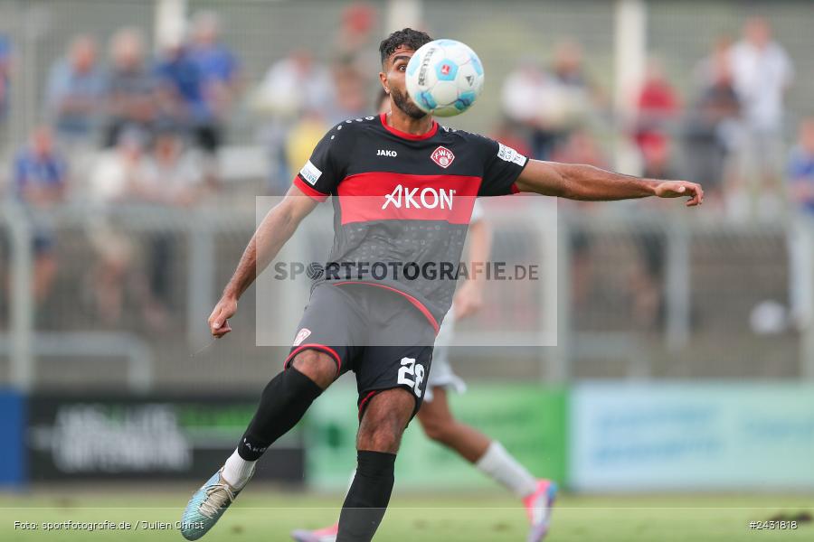 Stadion am Schönbusch, Aschaffenburg, 30.08.2024, sport, action, BFV, Fussball, 7. Spieltag, Regionalliga Bayern, FWK, SVA, FC Würzburger Kickers, SV Viktoria Aschaffenburg - Bild-ID: 2431818