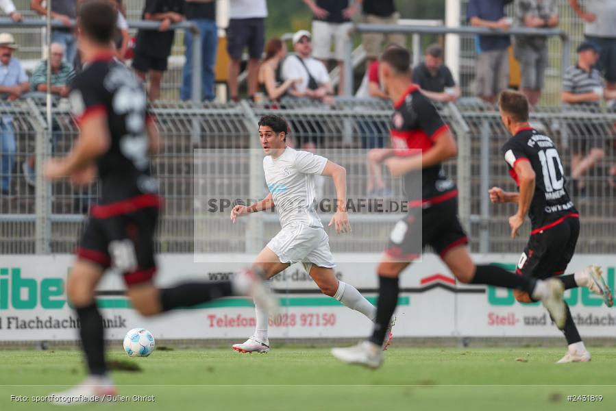 Stadion am Schönbusch, Aschaffenburg, 30.08.2024, sport, action, BFV, Fussball, 7. Spieltag, Regionalliga Bayern, FWK, SVA, FC Würzburger Kickers, SV Viktoria Aschaffenburg - Bild-ID: 2431819