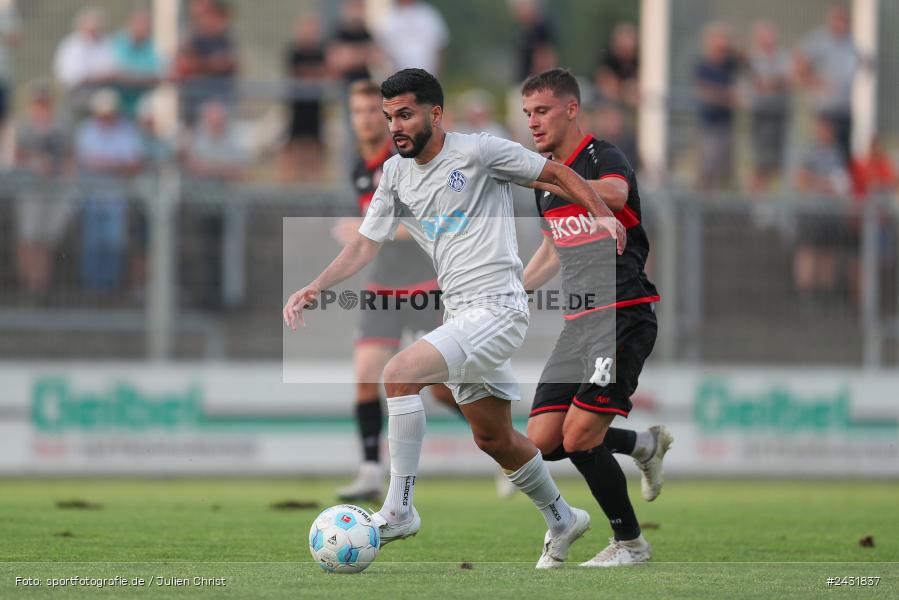 Stadion am Schönbusch, Aschaffenburg, 30.08.2024, sport, action, BFV, Fussball, 7. Spieltag, Regionalliga Bayern, FWK, SVA, FC Würzburger Kickers, SV Viktoria Aschaffenburg - Bild-ID: 2431837
