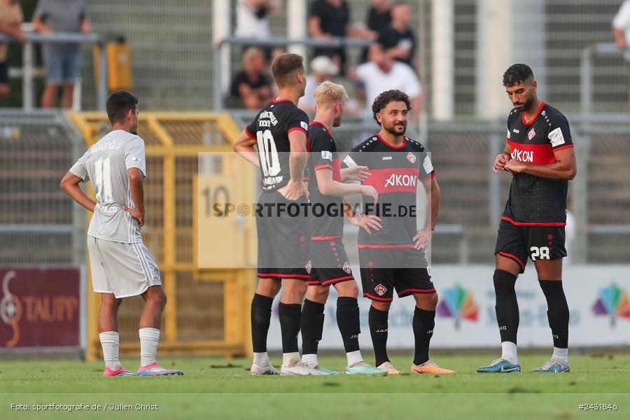 Stadion am Schönbusch, Aschaffenburg, 30.08.2024, sport, action, BFV, Fussball, 7. Spieltag, Regionalliga Bayern, FWK, SVA, FC Würzburger Kickers, SV Viktoria Aschaffenburg - Bild-ID: 2431846