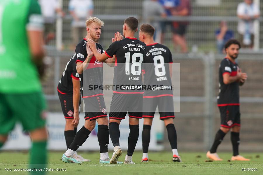 Stadion am Schönbusch, Aschaffenburg, 30.08.2024, sport, action, BFV, Fussball, 7. Spieltag, Regionalliga Bayern, FWK, SVA, FC Würzburger Kickers, SV Viktoria Aschaffenburg - Bild-ID: 2431854