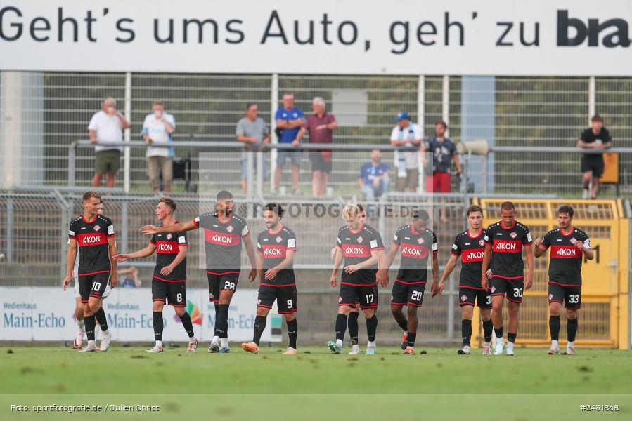 Stadion am Schönbusch, Aschaffenburg, 30.08.2024, sport, action, BFV, Fussball, 7. Spieltag, Regionalliga Bayern, FWK, SVA, FC Würzburger Kickers, SV Viktoria Aschaffenburg - Bild-ID: 2431868