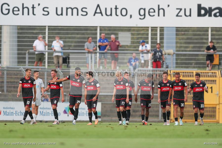 Stadion am Schönbusch, Aschaffenburg, 30.08.2024, sport, action, BFV, Fussball, 7. Spieltag, Regionalliga Bayern, FWK, SVA, FC Würzburger Kickers, SV Viktoria Aschaffenburg - Bild-ID: 2431869