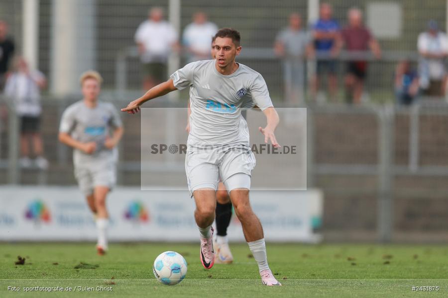 Stadion am Schönbusch, Aschaffenburg, 30.08.2024, sport, action, BFV, Fussball, 7. Spieltag, Regionalliga Bayern, FWK, SVA, FC Würzburger Kickers, SV Viktoria Aschaffenburg - Bild-ID: 2431875