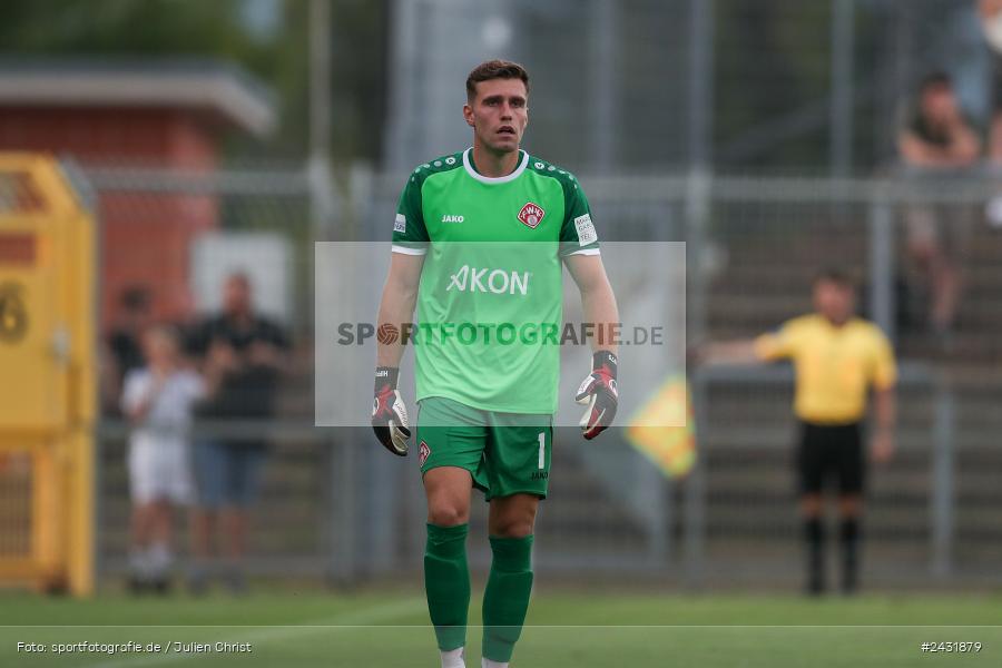 Stadion am Schönbusch, Aschaffenburg, 30.08.2024, sport, action, BFV, Fussball, 7. Spieltag, Regionalliga Bayern, FWK, SVA, FC Würzburger Kickers, SV Viktoria Aschaffenburg - Bild-ID: 2431879