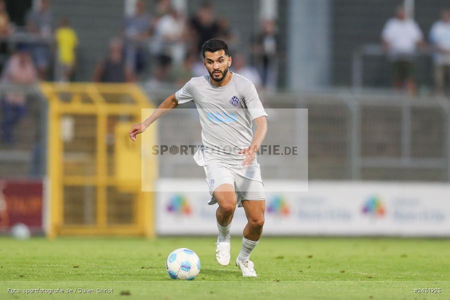 Stadion am Schönbusch, Aschaffenburg, 30.08.2024, sport, action, BFV, Fussball, 7. Spieltag, Regionalliga Bayern, FWK, SVA, FC Würzburger Kickers, SV Viktoria Aschaffenburg - Bild-ID: 2431923