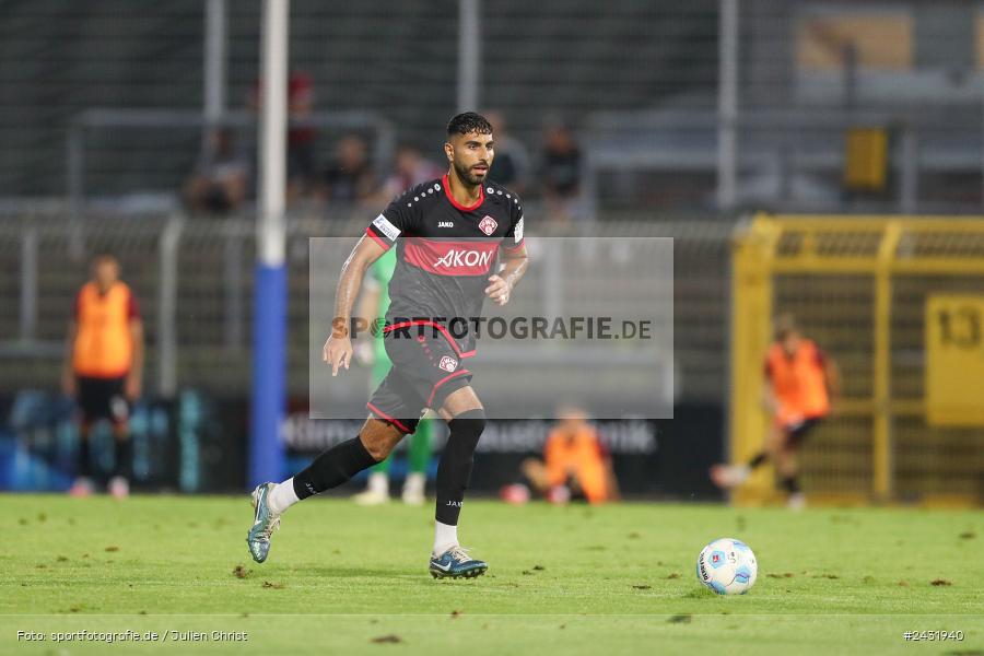 Stadion am Schönbusch, Aschaffenburg, 30.08.2024, sport, action, BFV, Fussball, 7. Spieltag, Regionalliga Bayern, FWK, SVA, FC Würzburger Kickers, SV Viktoria Aschaffenburg - Bild-ID: 2431940