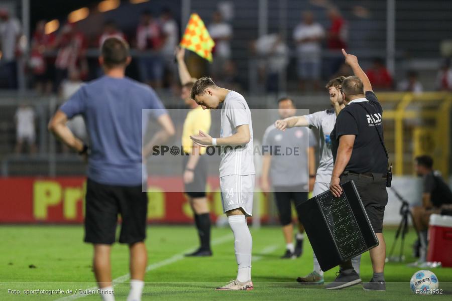 Stadion am Schönbusch, Aschaffenburg, 30.08.2024, sport, action, BFV, Fussball, 7. Spieltag, Regionalliga Bayern, FWK, SVA, FC Würzburger Kickers, SV Viktoria Aschaffenburg - Bild-ID: 2431952