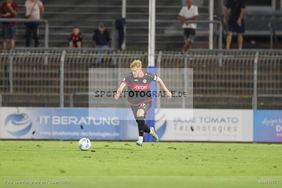 Stadion am Schönbusch, Aschaffenburg, 30.08.2024, sport, action, BFV, Fussball, 7. Spieltag, Regionalliga Bayern, FWK, SVA, FC Würzburger Kickers, SV Viktoria Aschaffenburg - Bild-ID: 2431955