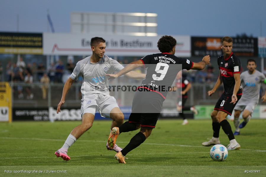 Stadion am Schönbusch, Aschaffenburg, 30.08.2024, sport, action, BFV, Fussball, 7. Spieltag, Regionalliga Bayern, FWK, SVA, FC Würzburger Kickers, SV Viktoria Aschaffenburg - Bild-ID: 2431997