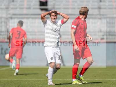Fotos von Benjamin Girth auf sportfotografie