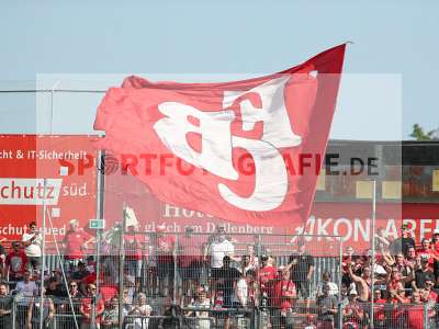 Fotos von FC Würzburger Kickers - FC Bayern München II auf sportfotografie.de