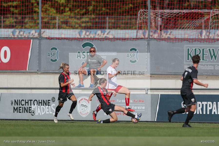 Sportpark Heuchelhof, Würzburg, 31.08.2024, sport, action, BFV, Fussball, 1. Spieltag, Bayernliga Frauen, FCI, FWK, FC Ingolstadt 04 II, FC Würzburger Kickers - Bild-ID: 2432235 Sportpark Heuchelhof, Würzburg, 31.08.2024, sport, action, BFV, Fussball, 1. Spieltag, Bayernliga Frauen, FCI, FWK, FC Ingolstadt 04 II, FC Würzburger Kickers - Bild-ID: 2432235