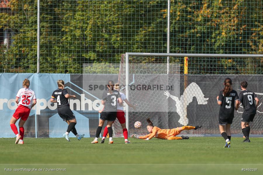 Sportpark Heuchelhof, Würzburg, 31.08.2024, sport, action, BFV, Fussball, 1. Spieltag, Bayernliga Frauen, FCI, FWK, FC Ingolstadt 04 II, FC Würzburger Kickers - Bild-ID: 2432267
