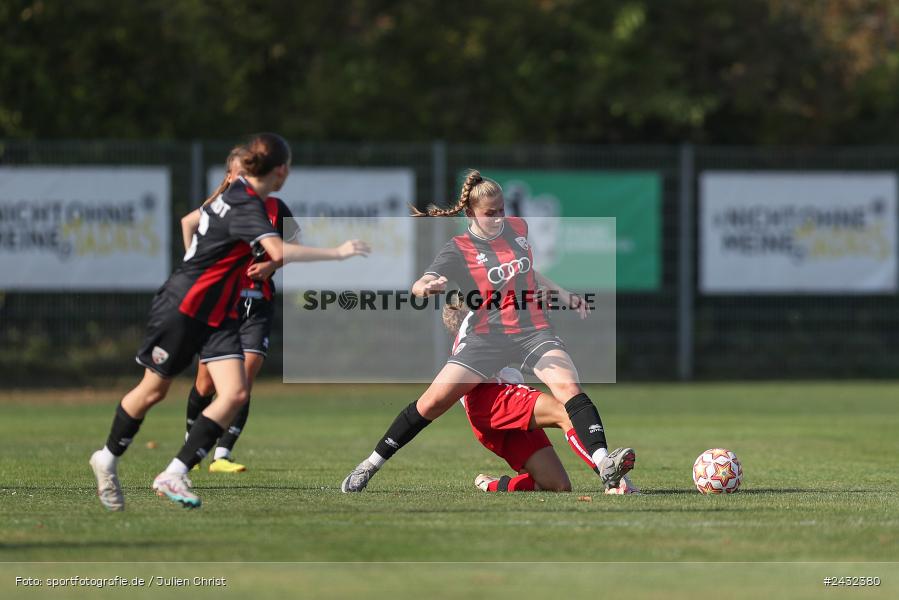 Sportpark Heuchelhof, Würzburg, 31.08.2024, sport, action, BFV, Fussball, 1. Spieltag, Bayernliga Frauen, FCI, FWK, FC Ingolstadt 04 II, FC Würzburger Kickers - Bild-ID: 2432380