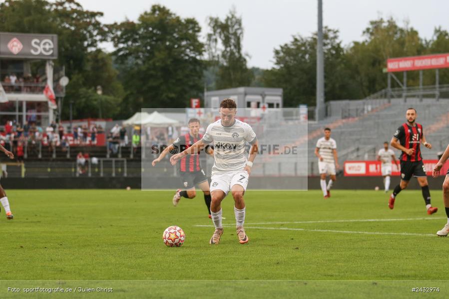 AKON Arena, Würzburg, 03.09.2024, sport, action, BFV, Fussball, 3. Liga, Regionalliga Bayern, Achtenfinale, Toto-Pokal, FCI, FWK, FC Ingolstadt 04, FC Würzburger Kickers - Bild-ID: 2432974