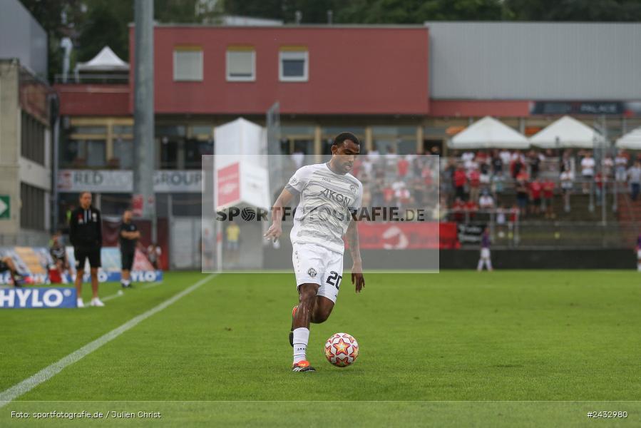 AKON Arena, Würzburg, 03.09.2024, sport, action, BFV, Fussball, 3. Liga, Regionalliga Bayern, Achtenfinale, Toto-Pokal, FCI, FWK, FC Ingolstadt 04, FC Würzburger Kickers - Bild-ID: 2432980