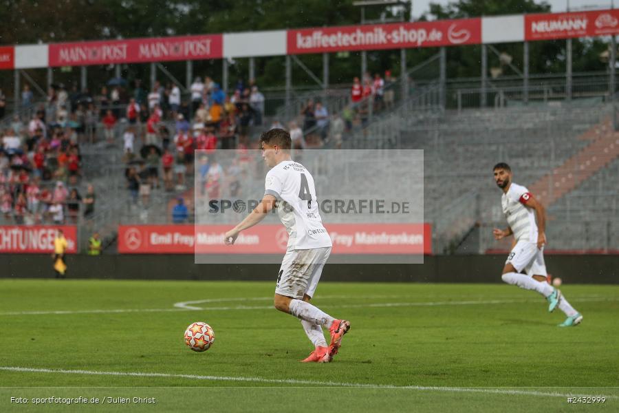 AKON Arena, Würzburg, 03.09.2024, sport, action, BFV, Fussball, 3. Liga, Regionalliga Bayern, Achtenfinale, Toto-Pokal, FCI, FWK, FC Ingolstadt 04, FC Würzburger Kickers - Bild-ID: 2432999