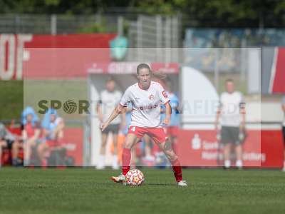 Fotos von FC Würzburger Kickers - FC Ingolstadt 04 II auf sportfotografie.de