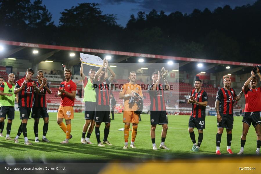 AKON Arena, Würzburg, 03.09.2024, sport, action, BFV, Fussball, 3. Liga, Regionalliga Bayern, Achtenfinale, Toto-Pokal, FCI, FWK, FC Ingolstadt 04, FC Würzburger Kickers - Bild-ID: 2433044