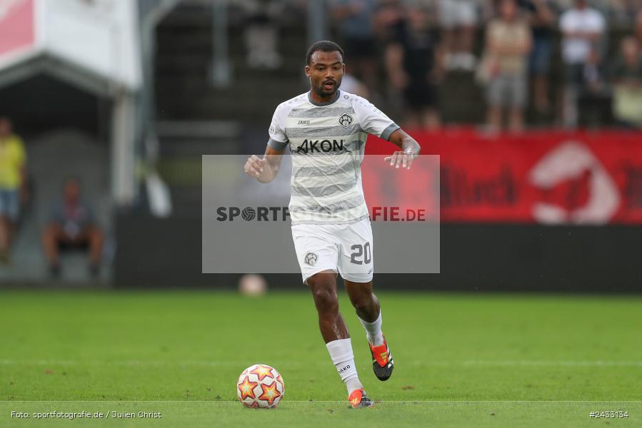 AKON Arena, Würzburg, 03.09.2024, sport, action, BFV, Fussball, 3. Liga, Regionalliga Bayern, Achtenfinale, Toto-Pokal, FCI, FWK, FC Ingolstadt 04, FC Würzburger Kickers - Bild-ID: 2433134