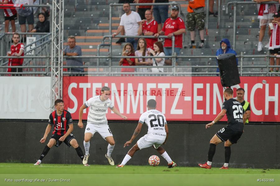 AKON Arena, Würzburg, 03.09.2024, sport, action, BFV, Fussball, 3. Liga, Regionalliga Bayern, Achtenfinale, Toto-Pokal, FCI, FWK, FC Ingolstadt 04, FC Würzburger Kickers - Bild-ID: 2433188