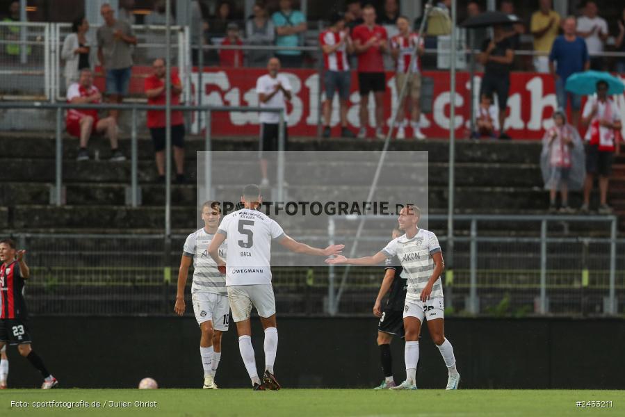AKON Arena, Würzburg, 03.09.2024, sport, action, BFV, Fussball, 3. Liga, Regionalliga Bayern, Achtenfinale, Toto-Pokal, FCI, FWK, FC Ingolstadt 04, FC Würzburger Kickers - Bild-ID: 2433211 AKON Arena, Würzburg, 03.09.2024, sport, action, BFV, Fussball, 3. Liga, Regionalliga Bayern, Achtenfinale, Toto-Pokal, FCI, FWK, FC Ingolstadt 04, FC Würzburger Kickers - Bild-ID: 2433211