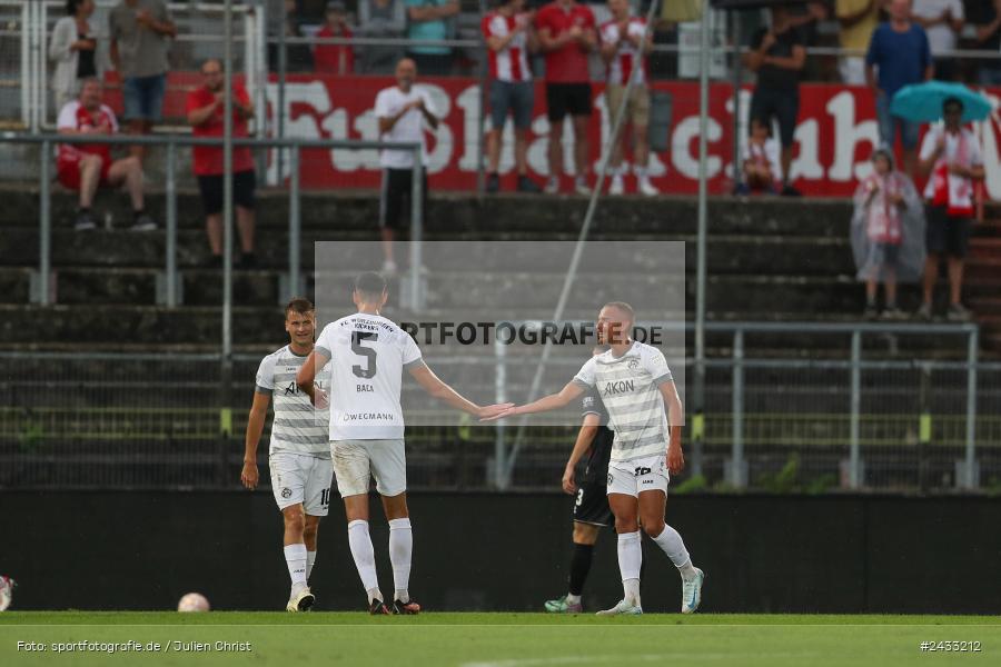 AKON Arena, Würzburg, 03.09.2024, sport, action, BFV, Fussball, 3. Liga, Regionalliga Bayern, Achtenfinale, Toto-Pokal, FCI, FWK, FC Ingolstadt 04, FC Würzburger Kickers - Bild-ID: 2433212 AKON Arena, Würzburg, 03.09.2024, sport, action, BFV, Fussball, 3. Liga, Regionalliga Bayern, Achtenfinale, Toto-Pokal, FCI, FWK, FC Ingolstadt 04, FC Würzburger Kickers - Bild-ID: 2433212