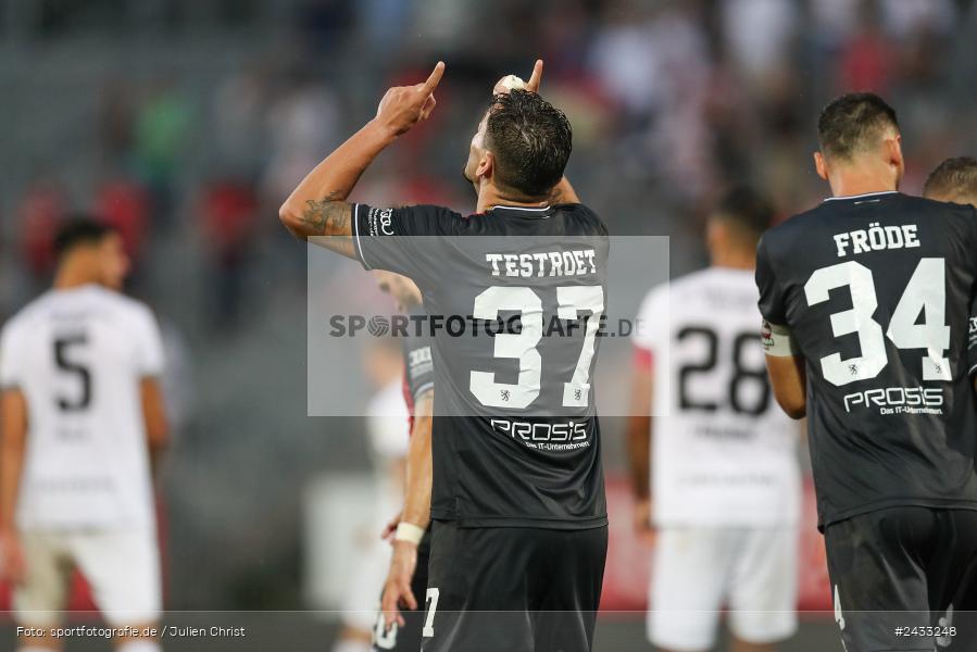 AKON Arena, Würzburg, 03.09.2024, sport, action, BFV, Fussball, 3. Liga, Regionalliga Bayern, Achtenfinale, Toto-Pokal, FCI, FWK, FC Ingolstadt 04, FC Würzburger Kickers - Bild-ID: 2433248