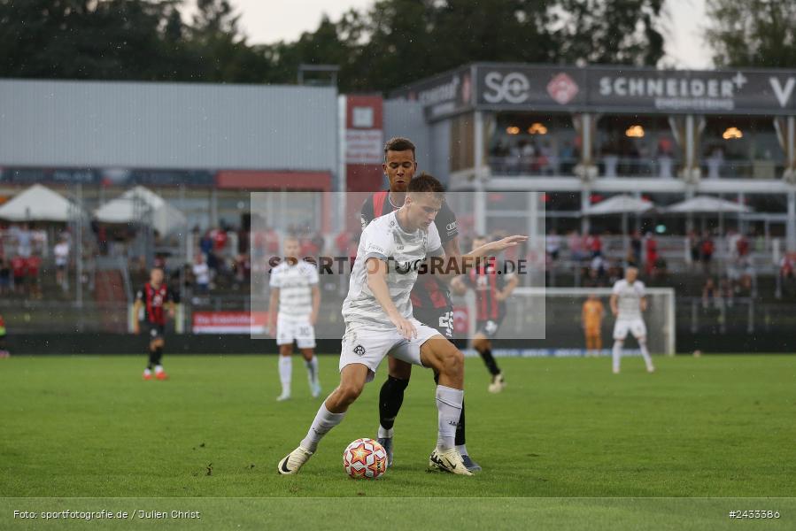 AKON Arena, Würzburg, 03.09.2024, sport, action, BFV, Fussball, 3. Liga, Regionalliga Bayern, Achtenfinale, Toto-Pokal, FCI, FWK, FC Ingolstadt 04, FC Würzburger Kickers - Bild-ID: 2433386
