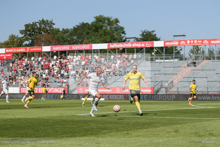 AKON Arena, Würzburg, 07.09.2024, sport, action, BFV, Fussball, 8. Spieltag, Regionalliga Bayern, BAY, FWK, SpVgg Bayreuth, FC Würzburger Kickers - Bild-ID: 2434187