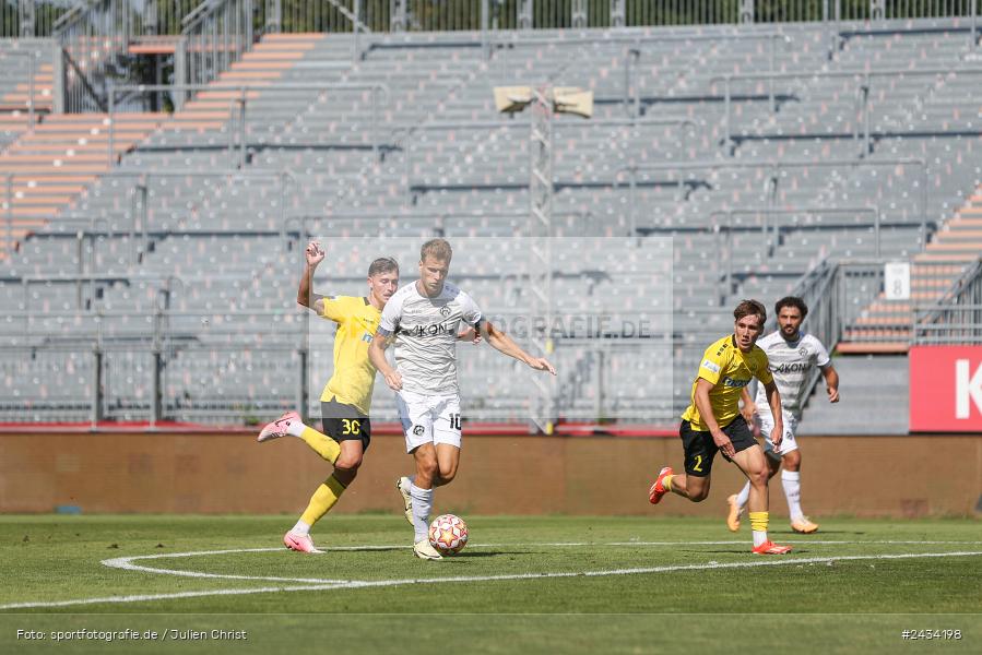 AKON Arena, Würzburg, 07.09.2024, sport, action, BFV, Fussball, 8. Spieltag, Regionalliga Bayern, BAY, FWK, SpVgg Bayreuth, FC Würzburger Kickers - Bild-ID: 2434198